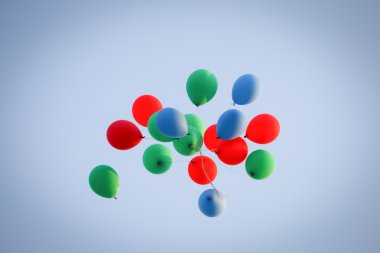 Havada renkli balonlar