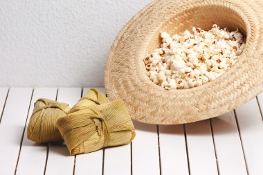 Brezilyalı Festa Junina parti için lezzetli tatlılar