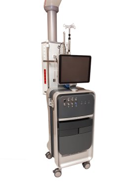 Beyaz arka planda görme bozukluklarının düzeltilmesi ve tedavi edilmesi için oftalmik ekipman