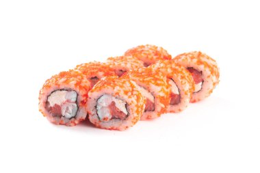 Havyarlı ton balıklı suşi California sarması.