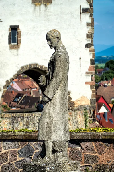 Memorial in Breisach with Hagenbach Tower — Stockfoto