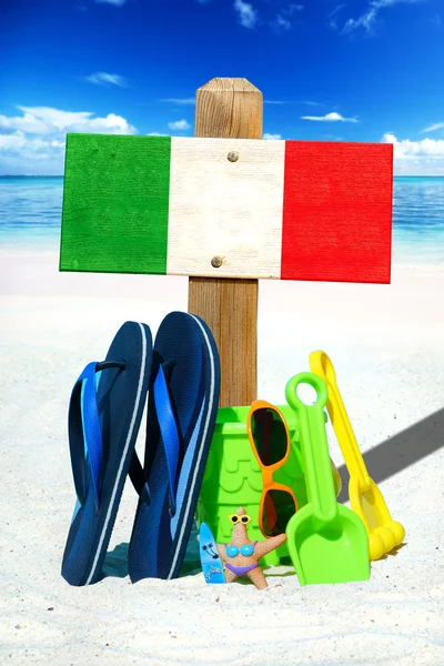 Holzschild mit italienischer Flagge — Stockfoto