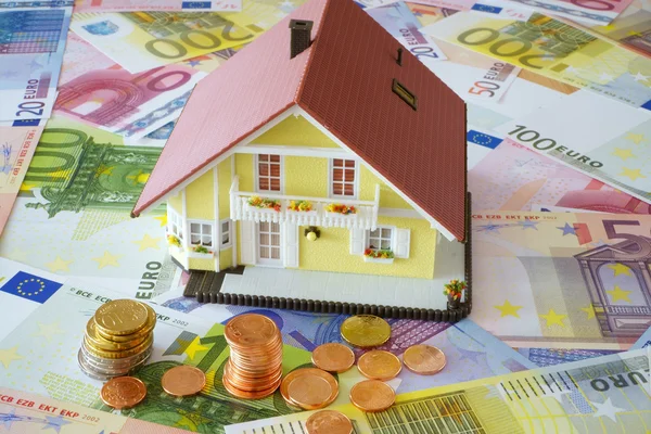 Finanse etmek için kendi ev