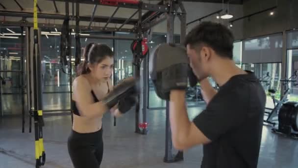 Fitness Concept Woman Fighter Ready Throw Punch Trainer Teacher Holding — Stock Video