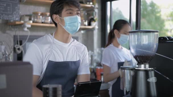 Barista Concept Résolution Les Employés Prennent Les Commandes Clients Avec — Video