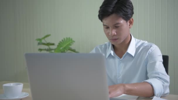Obchodní Koncept Rozlišení Asiat Kanceláři Oční Důlek — Stock video