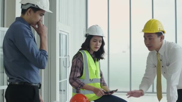 Geschäftskonzept Der Auflösung Ingenieure Treffen Sich Büro — Stockvideo