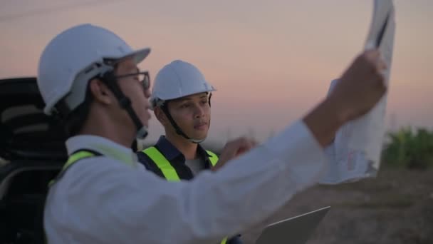 Koncepce Rozlišení Zaměstnanci Plánují Společně Staveništi — Stock video