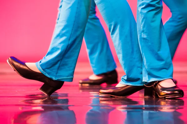 Tap dancing feet — Stock Photo, Image