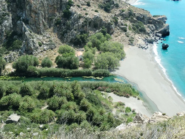 Kystlandskap av meditranneansk hav Kreta – stockfoto