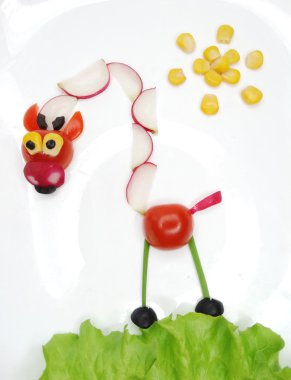 turp ile yaratıcı komik sebze snack