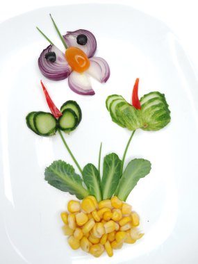 Salatalık ile yaratıcı komik sebze snack