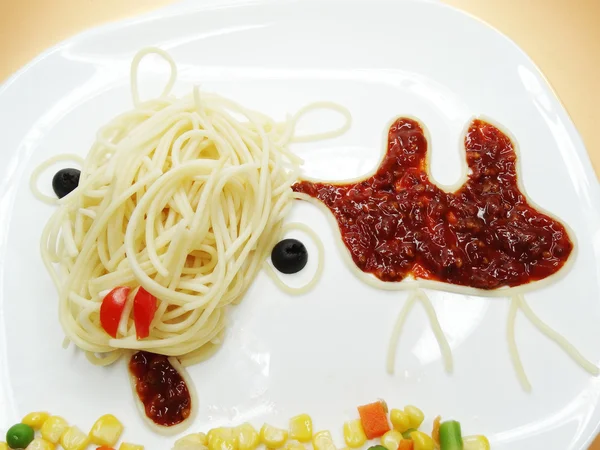 创造性的蔬菜食品晚餐形式骆驼 — 图库照片