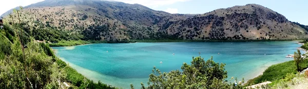 Panorama do lago de montanha Grécia — Fotografia de Stock