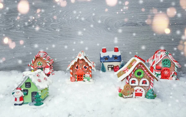 Winter Christmas Decor Ginger House Snow Garland Lights — Fotografia de Stock