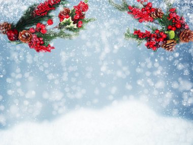 Kış Noel arkaplanı köknar dalları koniler ve kar çelengi ışıkları