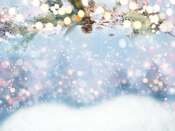 Invierno Navidad Fondo Con Ramas Abeto Conos Luces Guirnalda Nieve — Foto de Stock