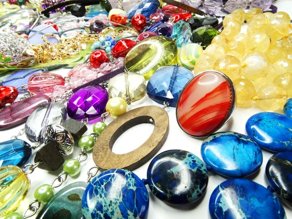 Crystals beads jewellery as fashion background — Stock Photo, Image