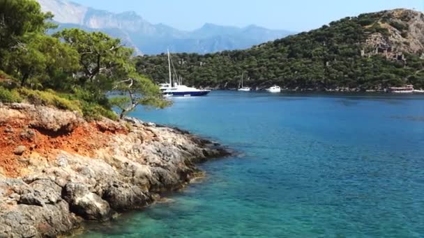 Paysage côtier de la dinde de mer méditerranéenne — Video