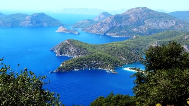 Paisaje costero de oludeniz pavo marino mediterráneo — Vídeo de stock