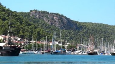 Liman Panoraması ile Akdeniz Türkiye'nin tekneler ve gemiler manzara