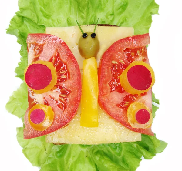 Kreativ vegetabiliska smörgås med ost och korv — Stockfoto