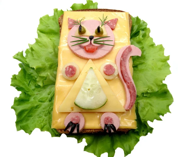 Δημιουργικά σάντουιτς λαχανικών με τυρί λουκάνικο ans — Φωτογραφία Αρχείου