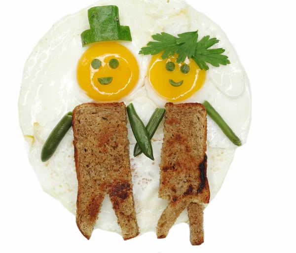 孩子脸形式的创意鸡蛋早餐 — 图库照片