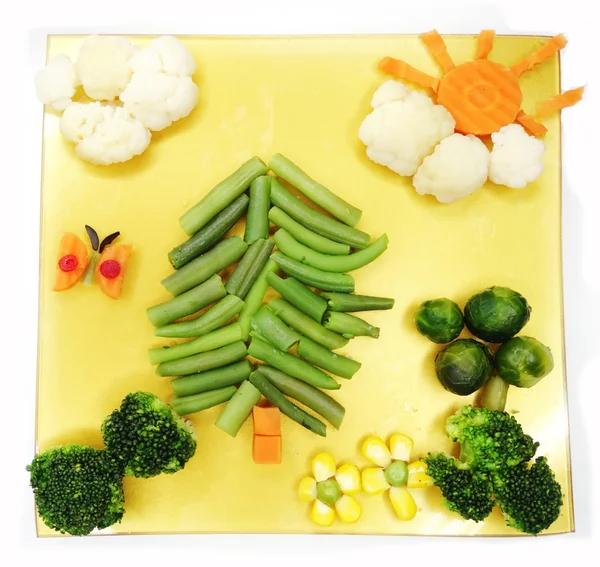 Comida vegetal criativa forma árvore jantar — Fotografia de Stock