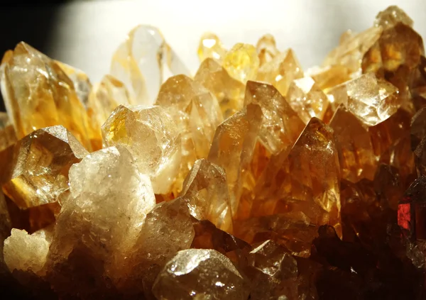 Geologiczne kryształy Citrine Geodezja — Zdjęcie stockowe