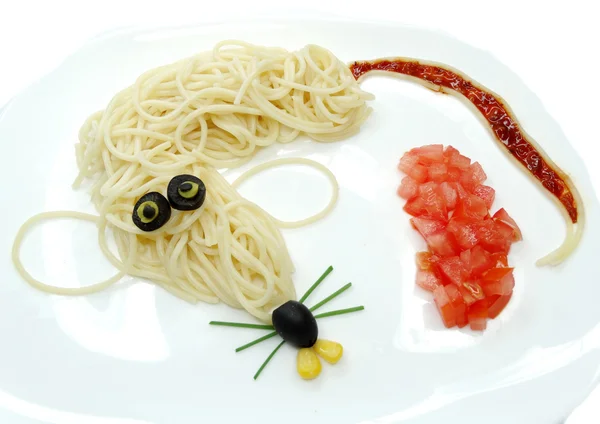 Criativo vegetal comida jantar rato forma — Fotografia de Stock