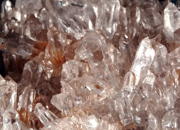 Rock kristal kuvars Jeod jeolojik kristalleri temizleyin 
