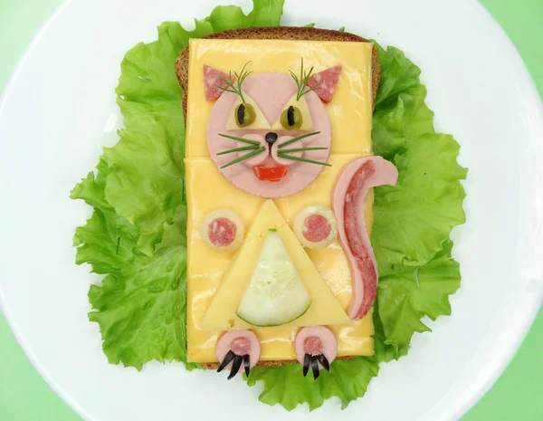 Creative vegetable sandwich with cheese and sausage — Stock Image Creative vegetable sandwich with cheese and sausage Stock Photo