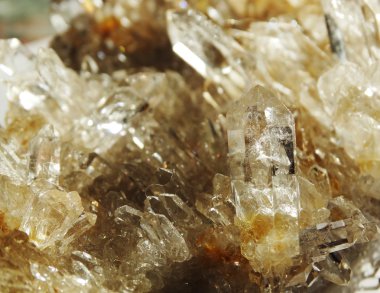 Rock kristal kuvars Jeod jeolojik kristalleri temizleyin 