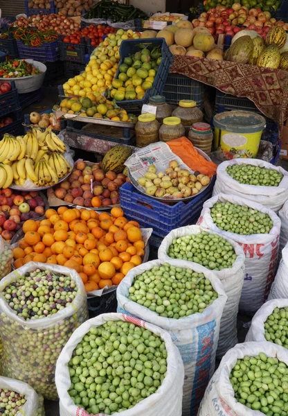 Nouvelle Récolte Olives Dans Bazar Oriental — Photo
