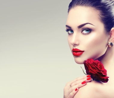 Güzellik moda modeli kadın yüzü.