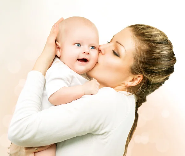 Madre y bebé —  Fotos de Stock