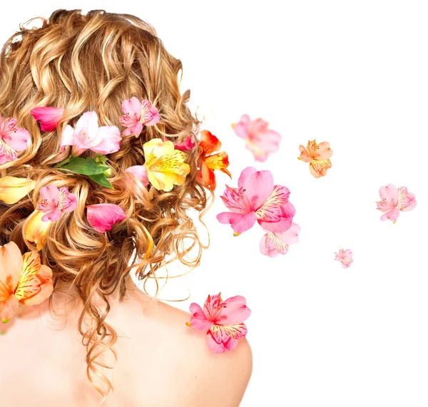Hairstyle with  flowers. — Stock Photo, Image