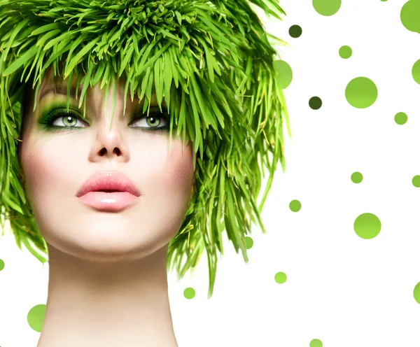 Woman with  green grass hair. — Stock Photo, Image