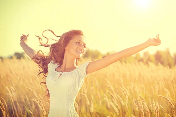 Happy girl with Valentine gift box — Stock Photo, Image