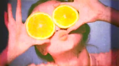 Güzellik kız sulu portakal alır