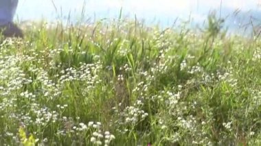 Sabun köpüklü kız