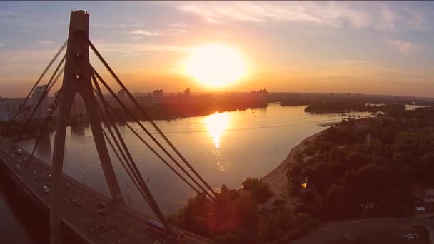 Ponte de Moscou sobre o rio Dnieper — Vídeo de Stock