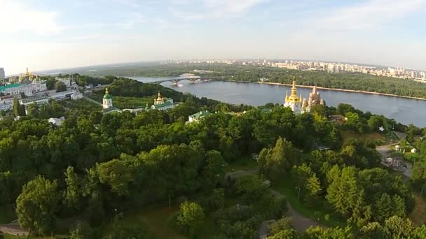 Vista aérea de Kiev Pechersk Lavra — Vídeos de Stock