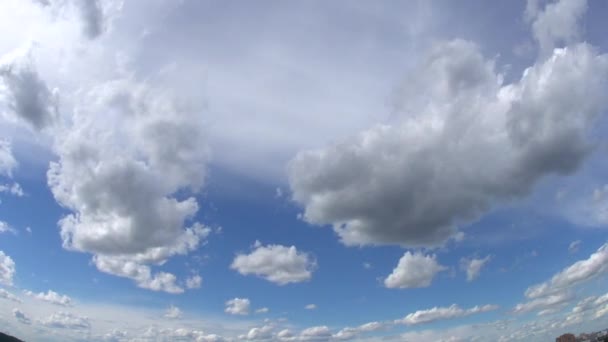 Himmel mit Regenwolken. Zeitraffer — Stockvideo