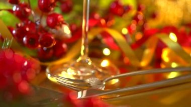 Tatil sofra Türkiye ile dekore edilmiştir.