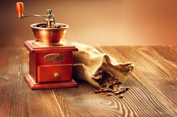 Moulin à café avec sac de toile — Photo