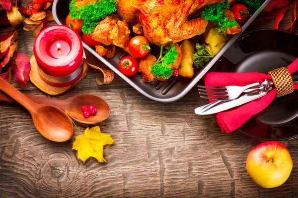 Thanksgiving dinner table served with turkey — Stock Photo, Image