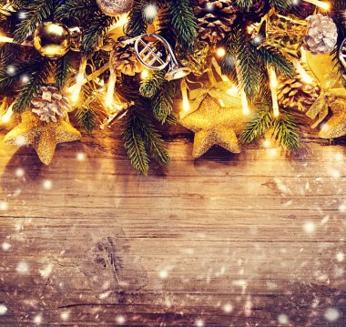 Noel ağacı ve ışık garland ile sınır