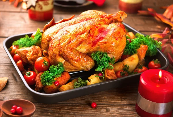 Roasted turkey on holiday served table — Stock Photo, Image